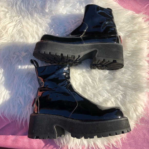 UNIF | Shoes | Unif Dada Boots Sz 9 